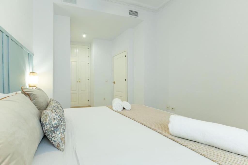 Imperial Central Suite By Valcambre Seville Ngoại thất bức ảnh