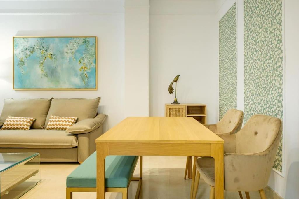 Imperial Central Suite By Valcambre Seville Ngoại thất bức ảnh